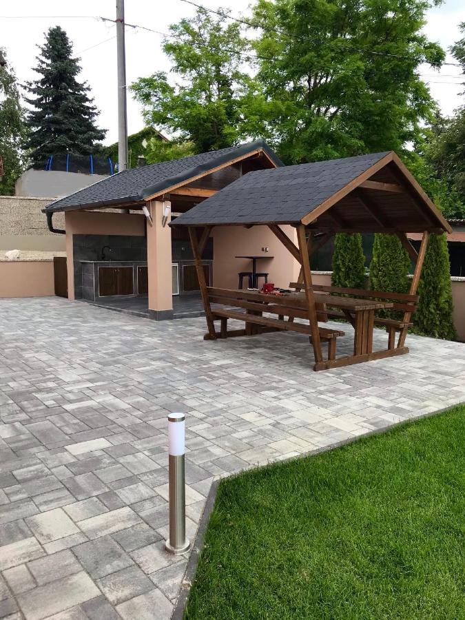 Korall Apartman Balatonfůzfő Εξωτερικό φωτογραφία