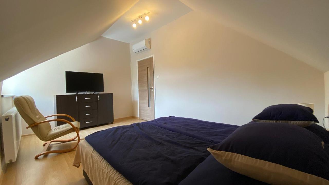 Korall Apartman Balatonfůzfő Εξωτερικό φωτογραφία