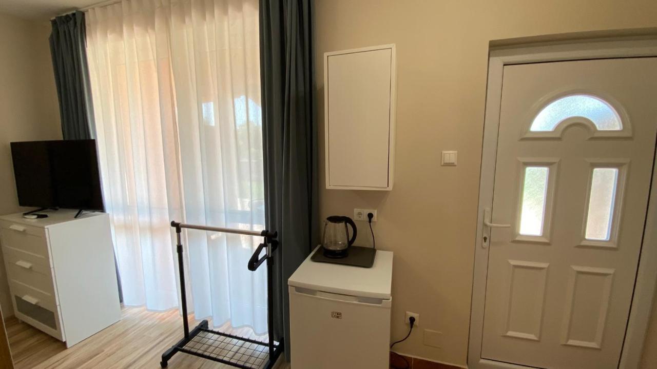 Korall Apartman Balatonfůzfő Εξωτερικό φωτογραφία