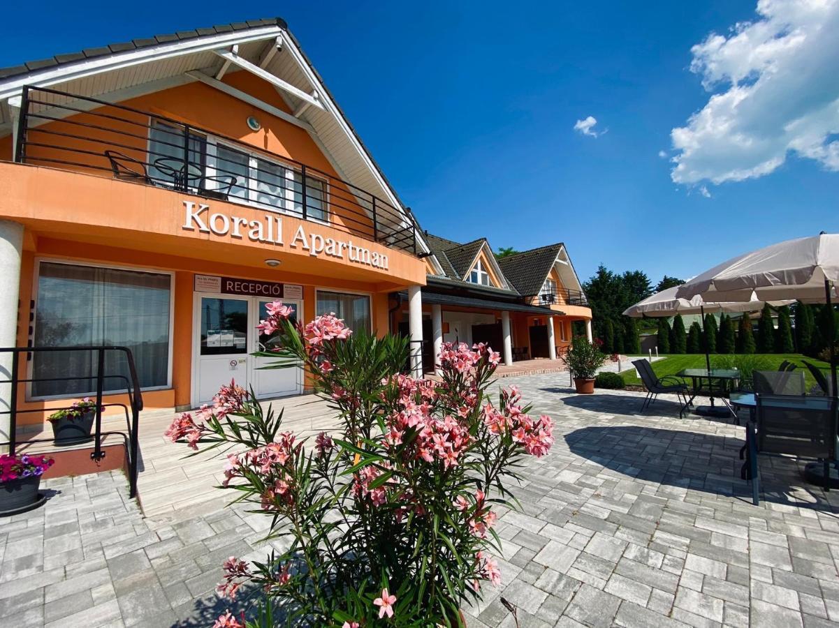 Korall Apartman Balatonfůzfő Εξωτερικό φωτογραφία